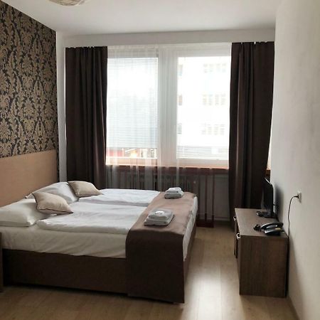 Hotel Ondras Zlín Eksteriør billede