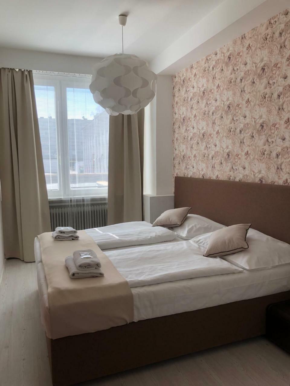Hotel Ondras Zlín Eksteriør billede