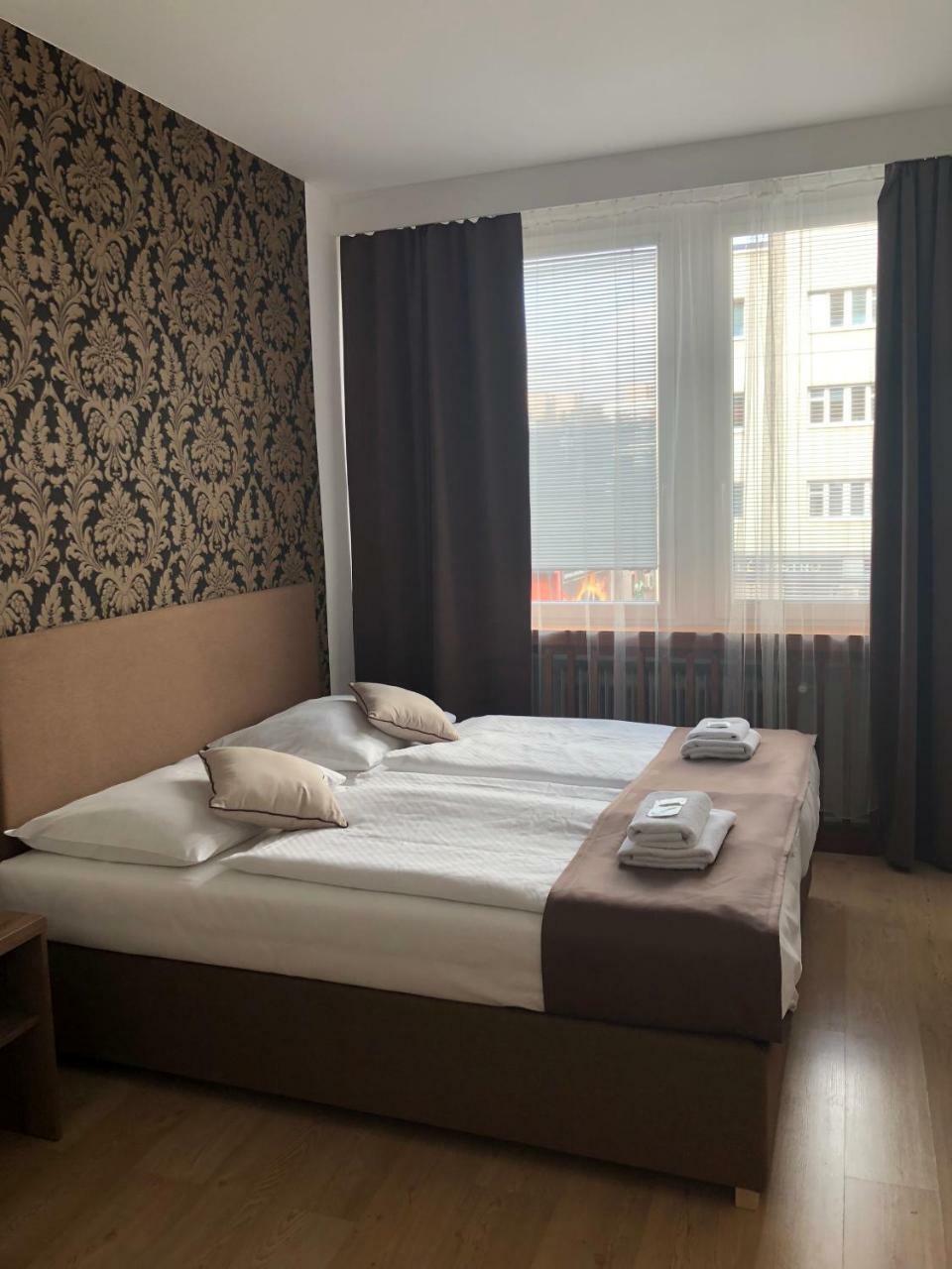 Hotel Ondras Zlín Eksteriør billede